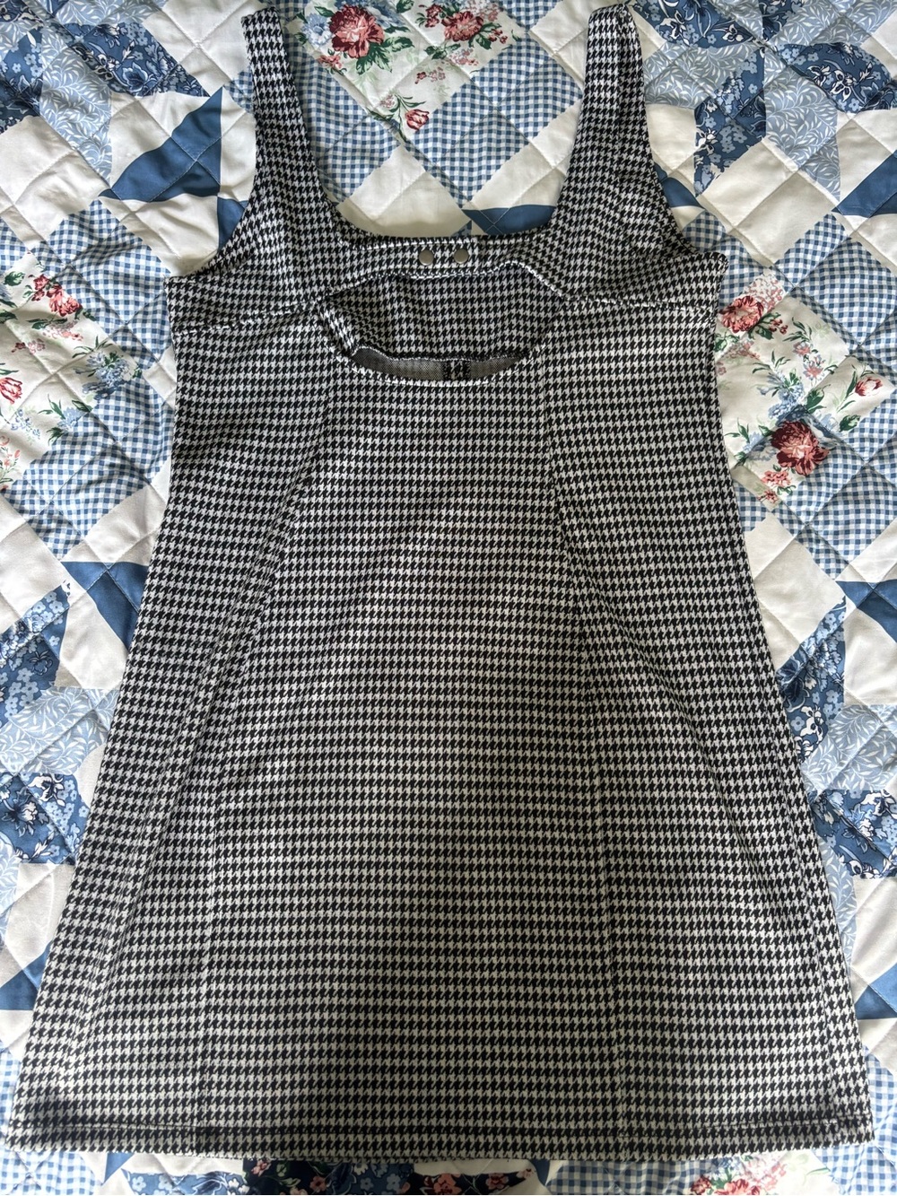 SO Black & White Houndstooth Dress - Classic Monochrome - Picture 3 of 3